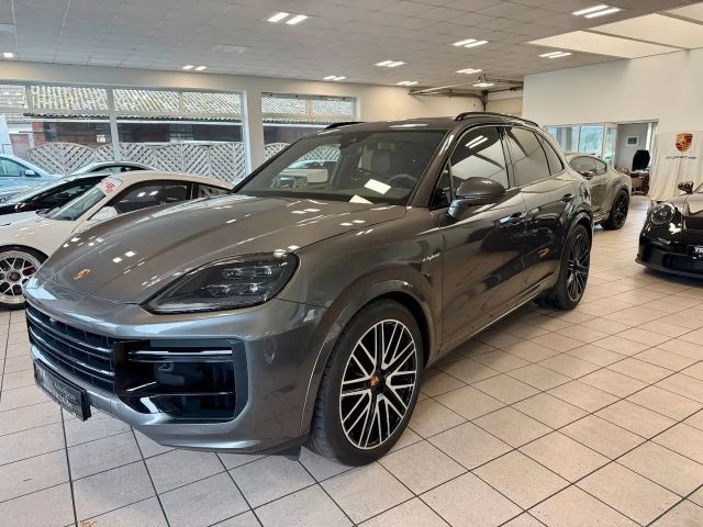 Porsche Cayenne E-Hybrid Turbo