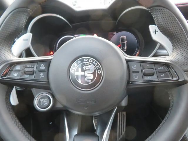 Alfa Romeo Stelvio Q4