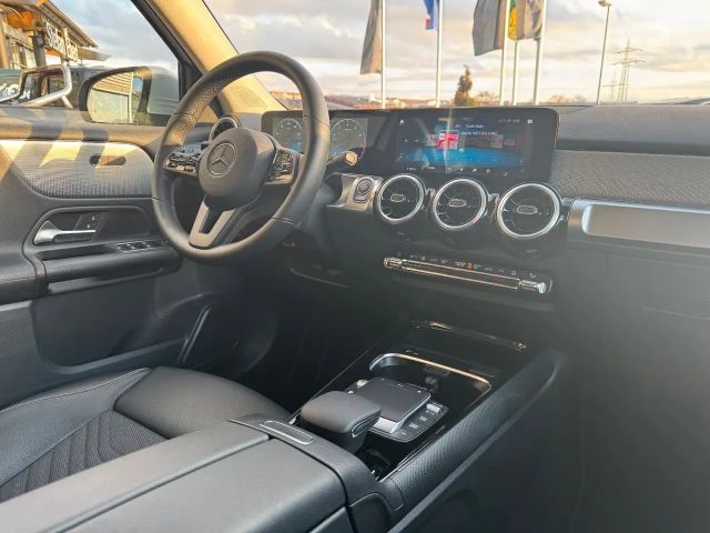 Mercedes-Benz GLB 200 4MATIC Style