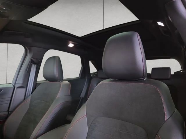 Ford Kuga Plug in Hybrid ST Line X