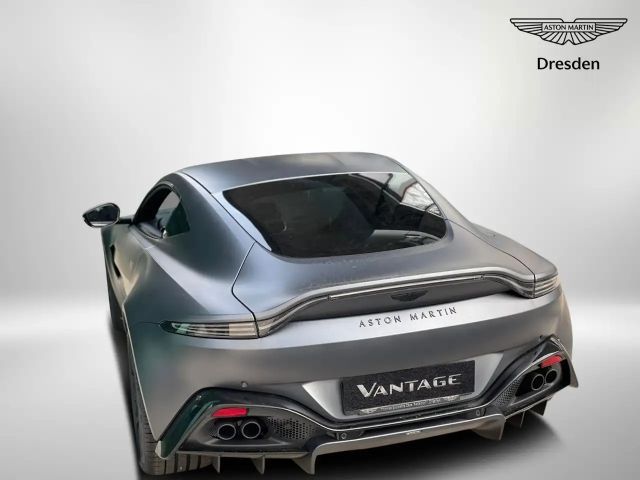 Aston Martin V8 V8