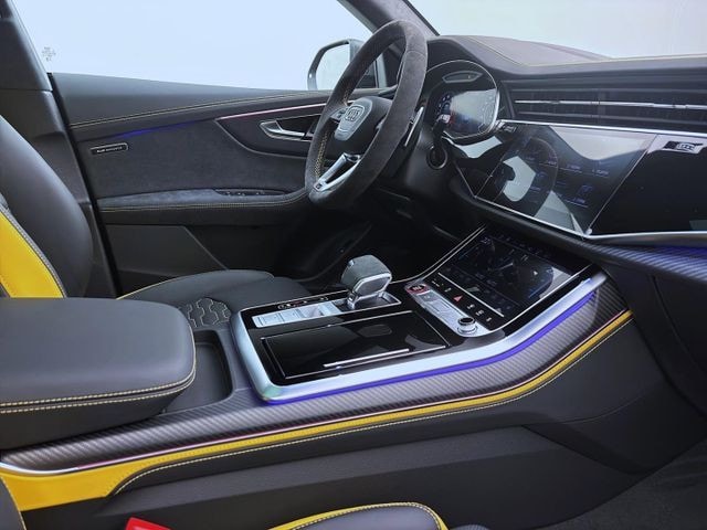 Audi RS Q8 Performance Quattro