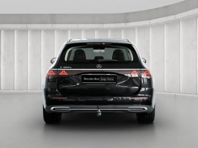 Mercedes-Benz E 300 AVANTGARDE Estate
