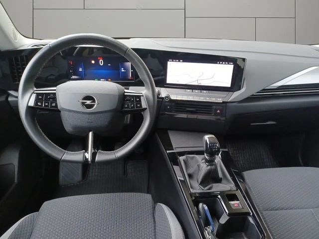 Opel Astra Edition Sports Tourer Turbo