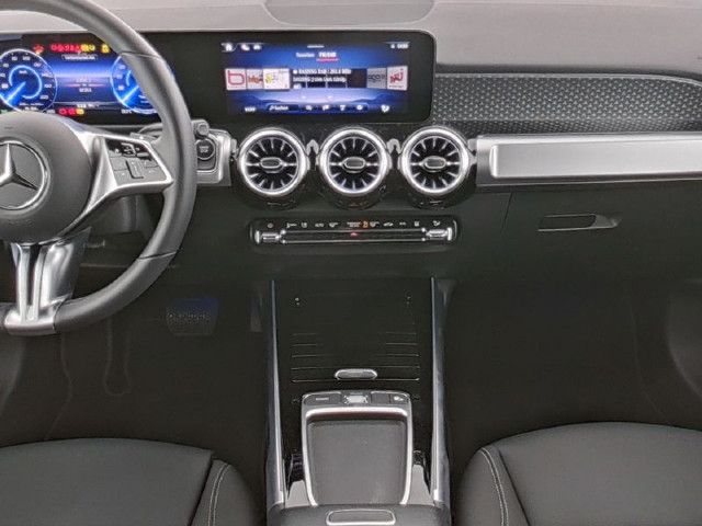 Mercedes-Benz EQB 300 4MATIC