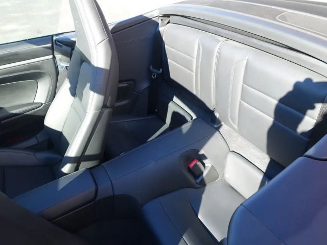 Porsche 992 Cabrio Carrera