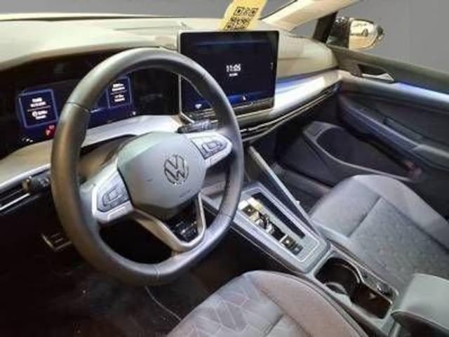 Volkswagen Golf 1.5 eTSI DSG Variant