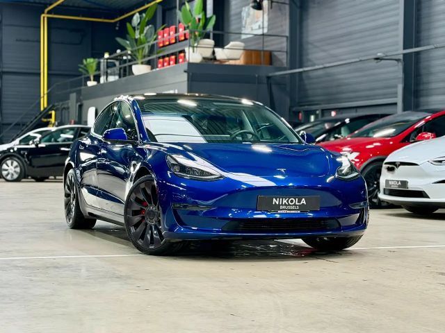 Tesla Model 3 Performance