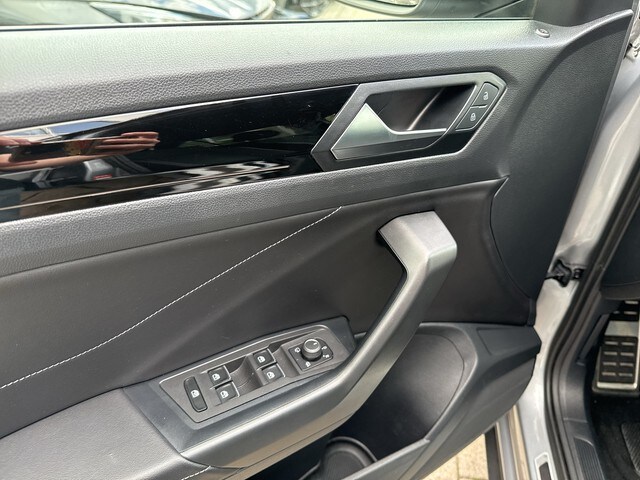 Volkswagen T-Roc 2.0 TDI DSG R-Line