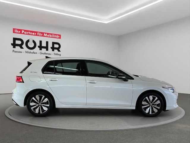 Volkswagen Golf 1.5 eTSI BMT DSG Golf VIII