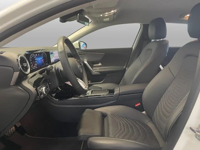 Mercedes-Benz A 180 Progressive