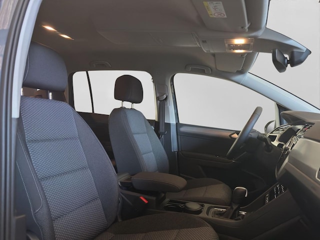 Volkswagen Touran 1.5 TSI DSG R-Line