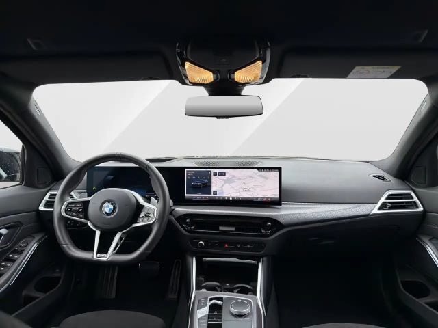 BMW 330 330d M-Sport Touring xDrive