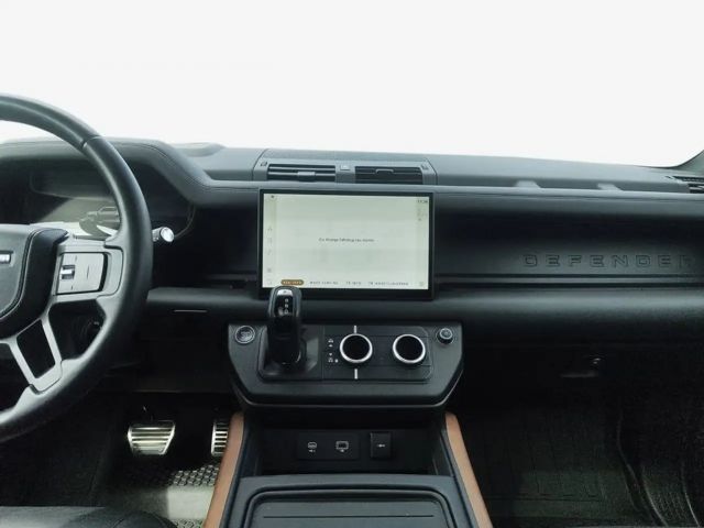 Land Rover Defender 110 D300