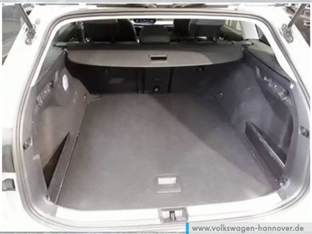 Volkswagen Passat 1.5 eTSI Business DSG Variant