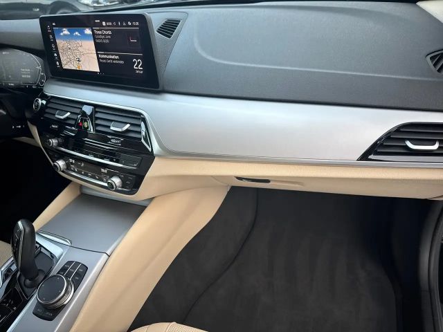 BMW 530 530e Touring xDrive