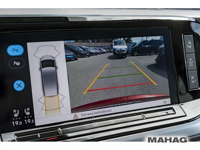 Volkswagen Multivan Life T7