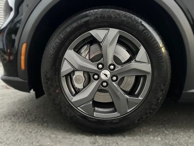 Ford Mustang Mach-E ST Line