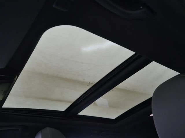 BMW 330 330e M-Sport Touring