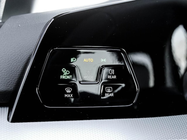 Volkswagen Golf 1.5 TSI Golf VIII IQ.Drive