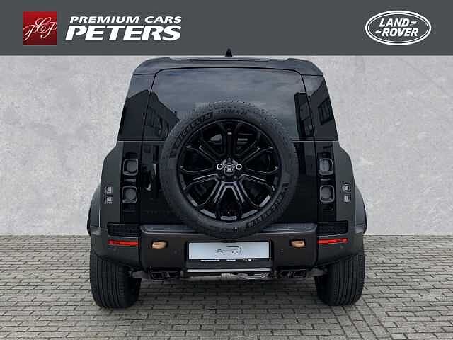 Land Rover Defender 110