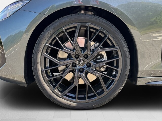 Audi A6 Avant Quattro S-Tronic