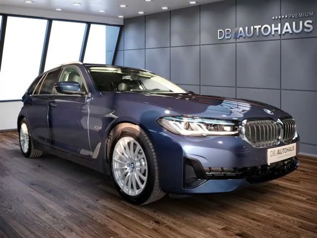 BMW 530 530e Touring