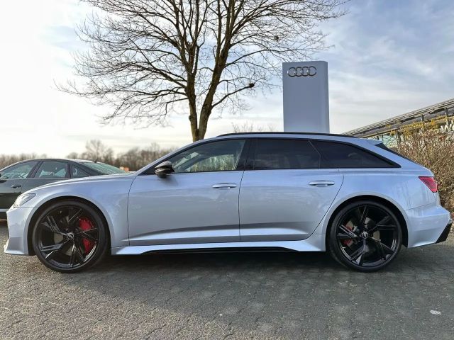 Audi RS6 Avant Performance