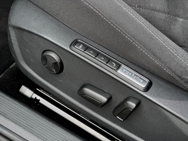 Volkswagen Golf 1.4 TSI Style eHybrid