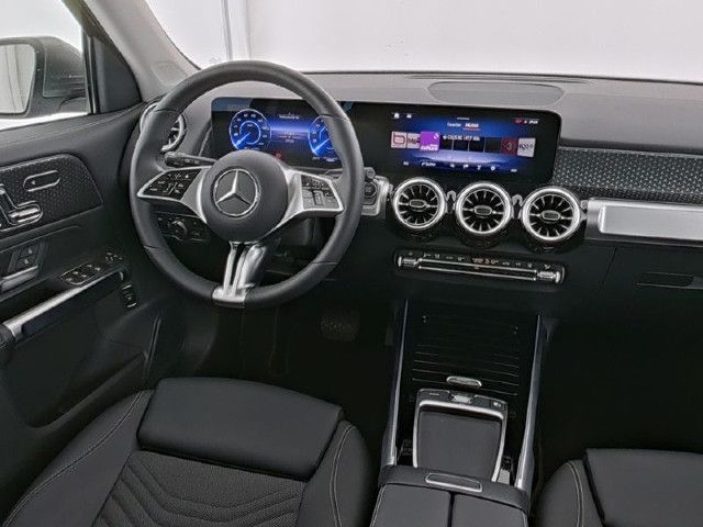 Mercedes-Benz EQB 300 4MATIC