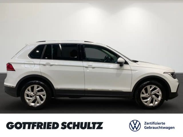 Volkswagen Tiguan ACTIVE TSI NAVI SITZHEIZUNG EINPARKHILFE LED
