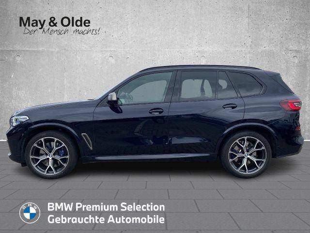 BMW X5 M50i