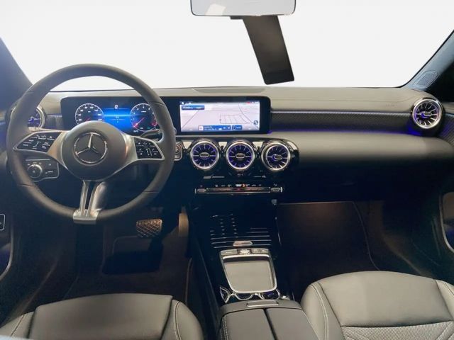 Mercedes-Benz CLA 200 CLA