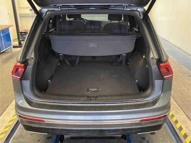 Volkswagen Tiguan 2.0 TDI Allspace DSG R-Line