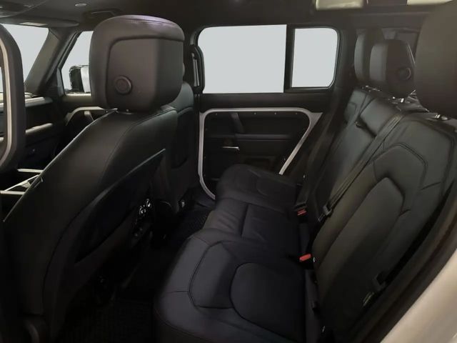 Land Rover Defender 110 D250 Dynamic HSE