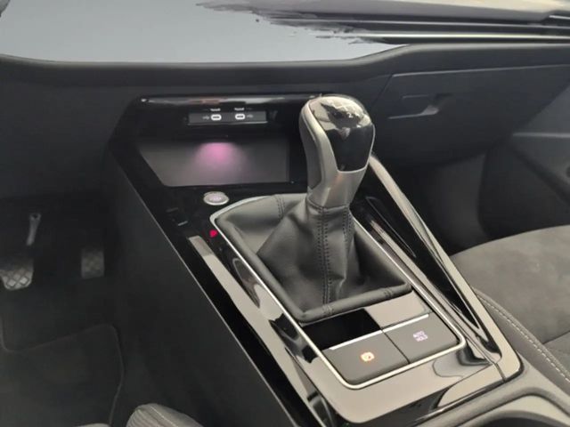 Volkswagen Golf 1.5 TSI Golf VIII Style