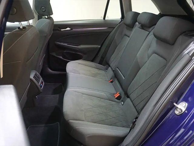 Volkswagen Golf 2.0 TDI DSG Style