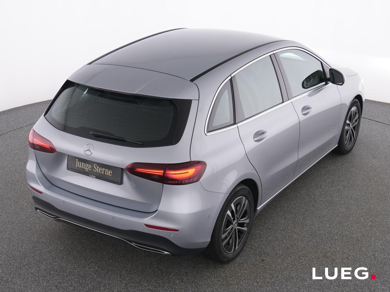 Mercedes-Benz B 180 Progressive Sedan