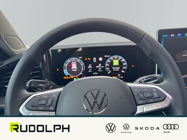 Volkswagen Passat 1.5 eTSI Business DSG