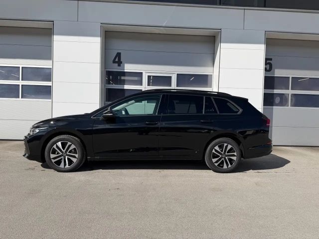 Volkswagen Golf 1.5 eTSI Life Variant