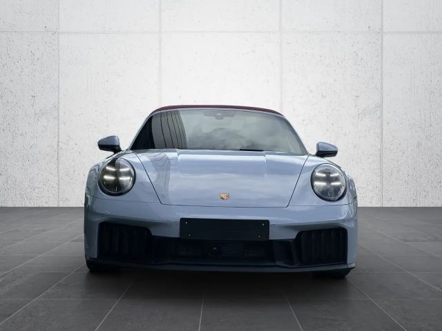 Porsche 992 4 Cabrio GTS Targa