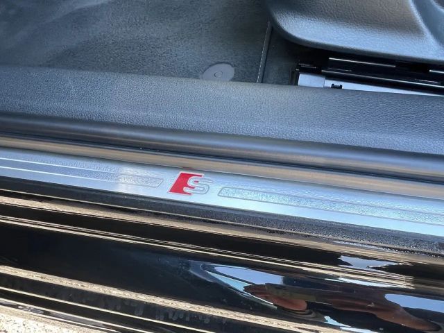 Audi A4 35 TFSI S-Line