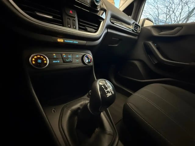 Ford Fiesta Cool & Connect