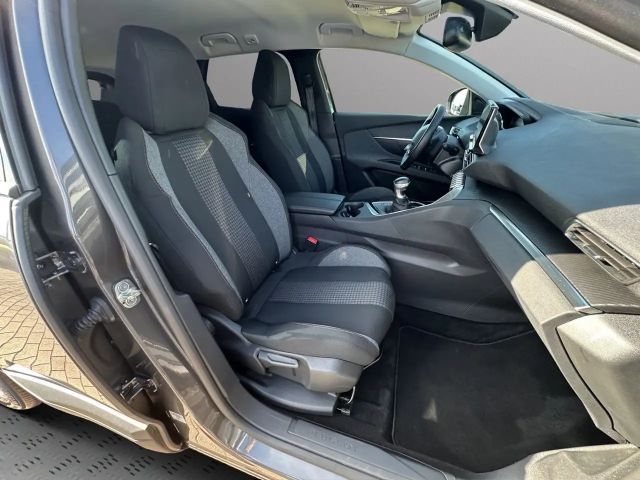 Peugeot 3008 Active Pack PureTech