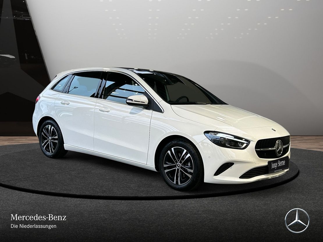 Mercedes-Benz B 200 Sedan