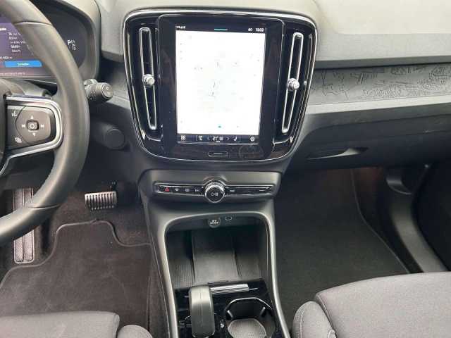 Volvo XC40 Core Recharge