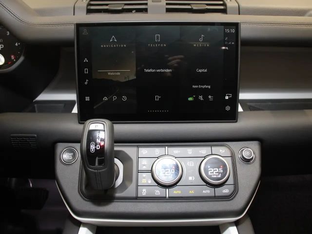 Land Rover Defender 110 D300 Dynamic SE