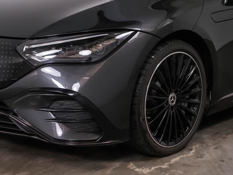 Mercedes-Benz EQE 300 AMG Line Sedan