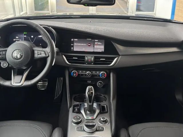 Alfa Romeo Giulia Q4 Veloce