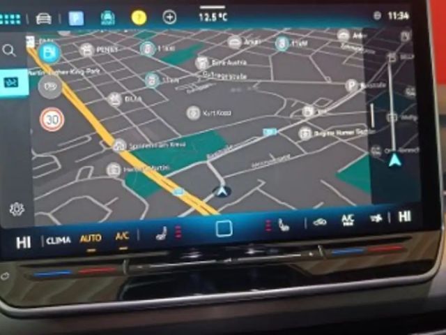 Volkswagen Golf Business DSG Variant